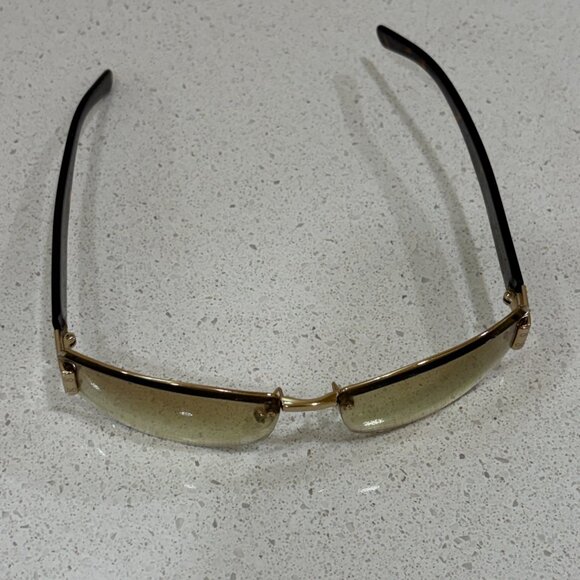 These are Vintage Gucci GG 1799/S Sunglasses main image 14